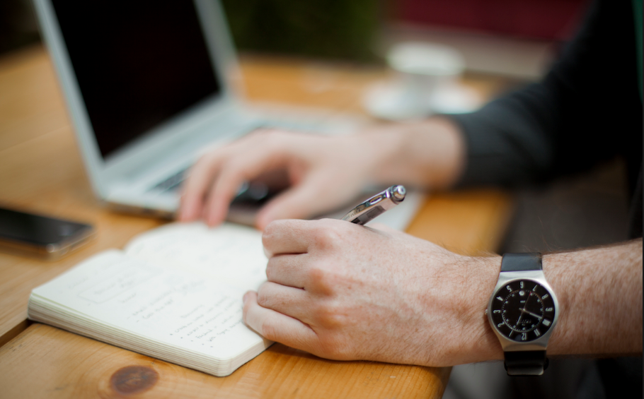 SEO優(yōu)化企業(yè)品牌詞排名提升的種方法